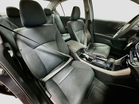 Used 2016 Honda Accord LX image 25