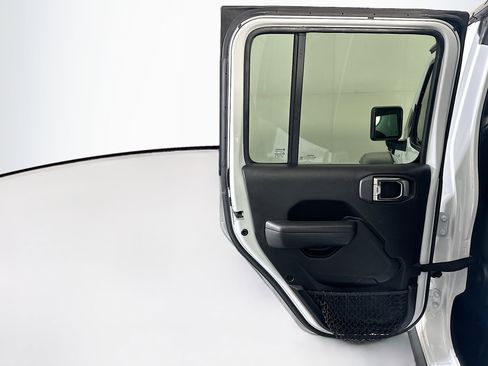 Used 2023 Jeep Wrangler Unlimited w/ Cold Weather Group AWD/4WD image 26