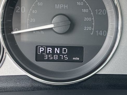 Used 2010 Jeep Grand Cherokee Limited w/ Trailer Tow Group IV AWD/4WD image 9