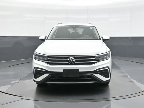Used 2024 Volkswagen Tiguan S FWD image 2