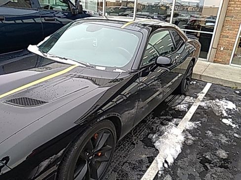 Used 2023 Dodge Challenger GT w/ Plus Package image 6