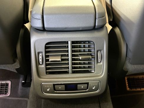 Used 2022 Audi e-tron GT Prestige w/ Prestige Package image 23