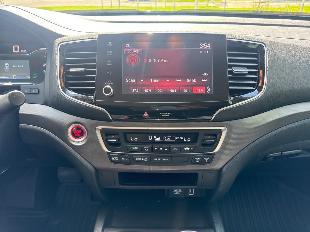 Certified 2023 Honda Ridgeline Sport image 19