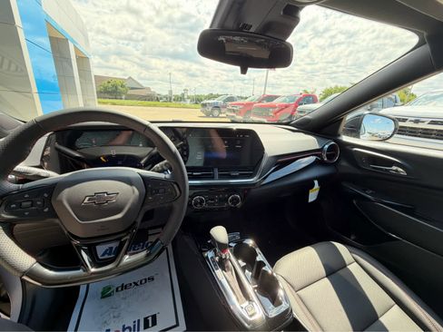 New 2026 Chevrolet Trax RS w/ Driver Confidence Package FWD image 20