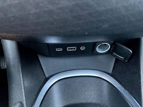 Used 2020 Chevrolet Malibu LT FWD image 16