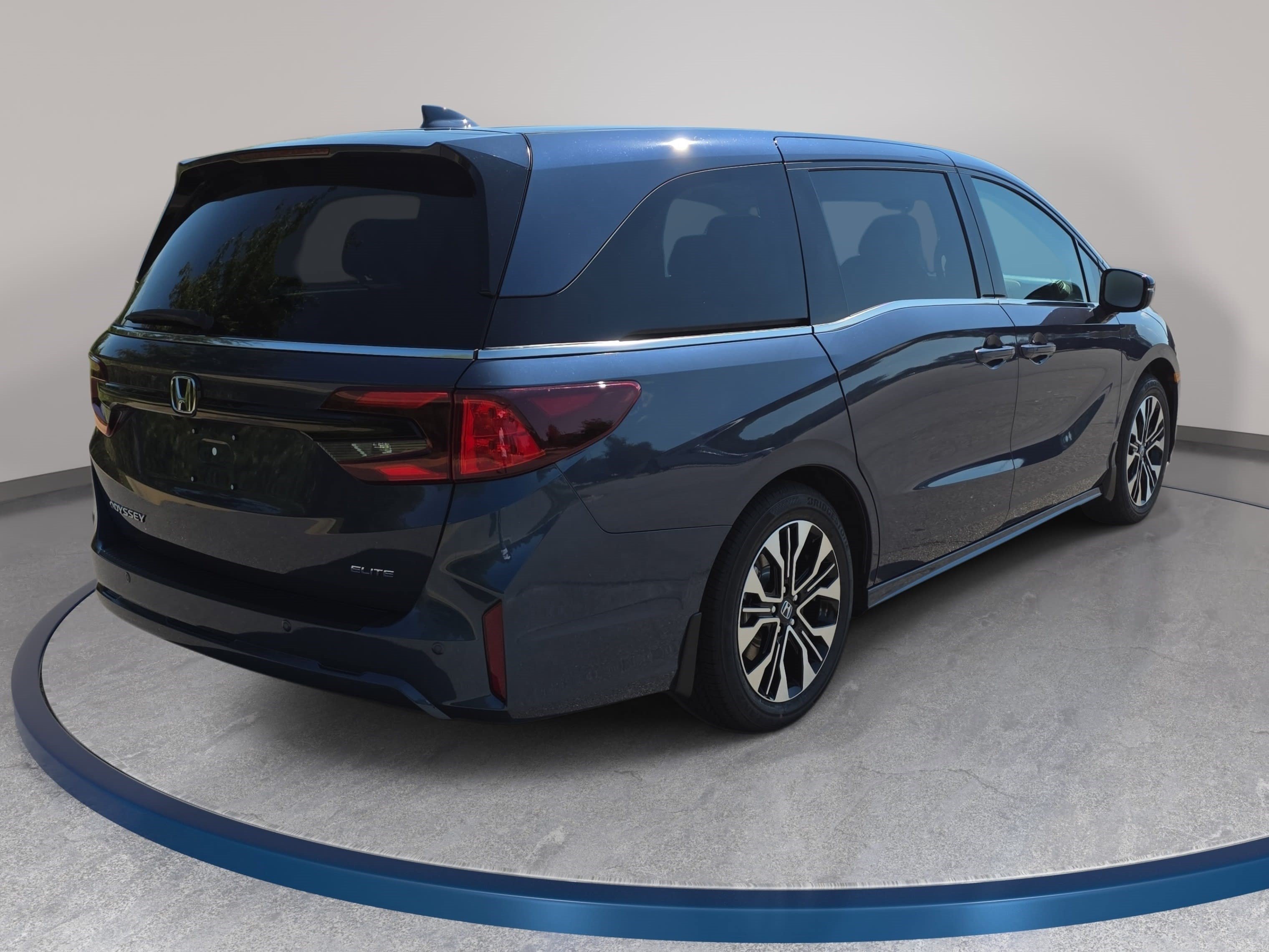 New 2027 Honda Odyssey Elite image 5