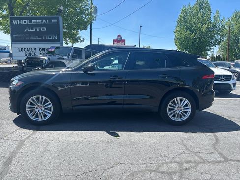 Used 2017 Jaguar F-PACE Prestige AWD/4WD image 2