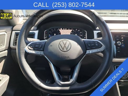 Used 2023 Volkswagen Atlas SEL Premium AWD/4WD image 17