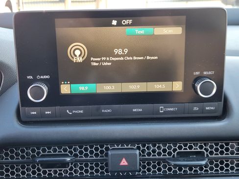 Certified 2023 Honda HR-V Sport image 11