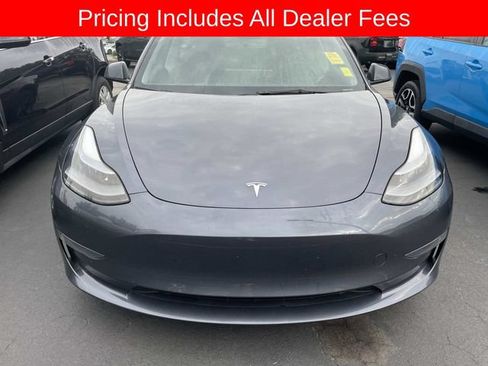Used 2023 Tesla Model 3 Standard Range RWD image 12