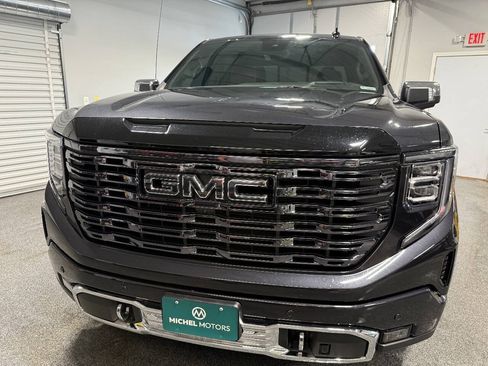 Used 2025 GMC Sierra 1500 Denali Ultimate AWD/4WD image 2