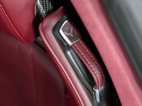 Used 2021 Chevrolet Corvette Stingray Premium Conv w/ Battery Protection Package image 86