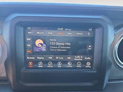 Used 2021 Jeep Wrangler Unlimited Sahara image 21