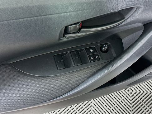 Used 2024 Toyota Corolla LE FWD image 15