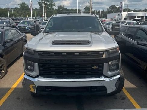 Used 2020 Chevrolet Silverado 2500 W/T w/ WT Convenience Package AWD/4WD image 2