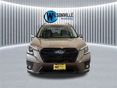 Used 2024 Subaru Forester Premium image 4