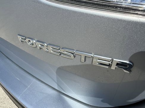 Used 2024 Subaru Forester Premium AWD/4WD image 13