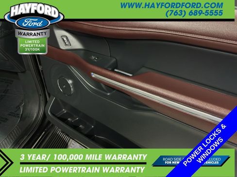 Used 2024 Ford Expedition Limited image 17