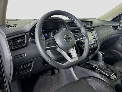 Used 2020 Nissan Rogue SL w/ Premium Package AWD/4WD image 19