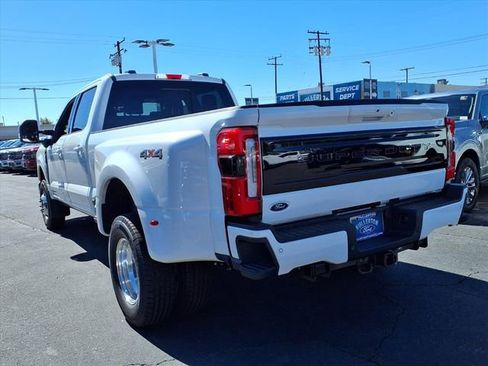 New 2026 Ford F350 Platinum AWD/4WD image 4