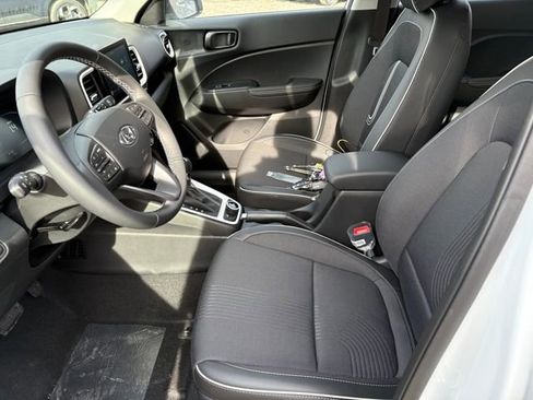 New 2026 Hyundai Venue SEL image 4