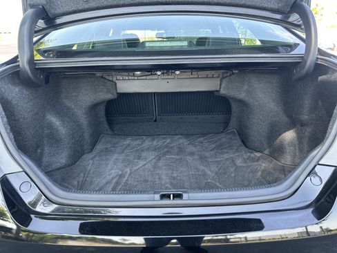 Used 2016 Toyota Camry XLE w/ Moonroof Package FWD image 30