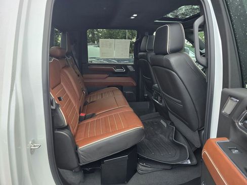 Used 2024 GMC Sierra 3500 Denali Ultimate image 47