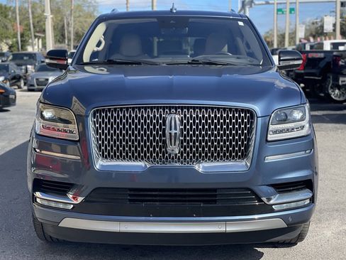 Used 2019 Lincoln Navigator L Reserve image 17