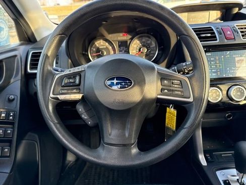 Used 2016 Subaru Forester 2.5i Premium image 14