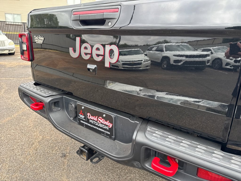 Used 2020 Jeep Gladiator Rubicon w/ Dual Top Group AWD/4WD image 47
