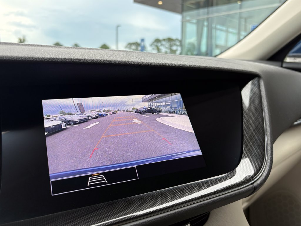 Used 2023 Buick Envision Preferred FWD image 4