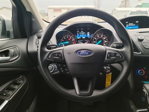 Used 2018 Ford Escape SE image 10