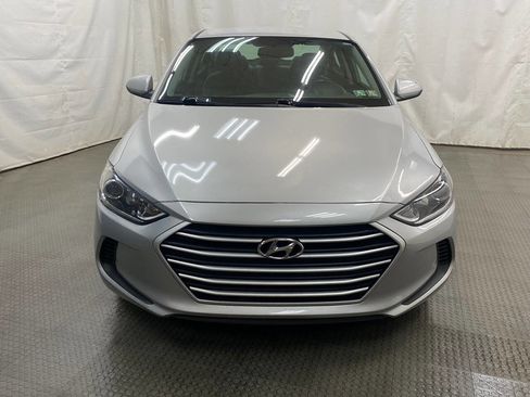 Used 2018 Hyundai Elantra SEL image 3