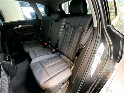 Certified 2025 Audi Q5 2.0T Premium Plus w/ Premium Plus Package image 20