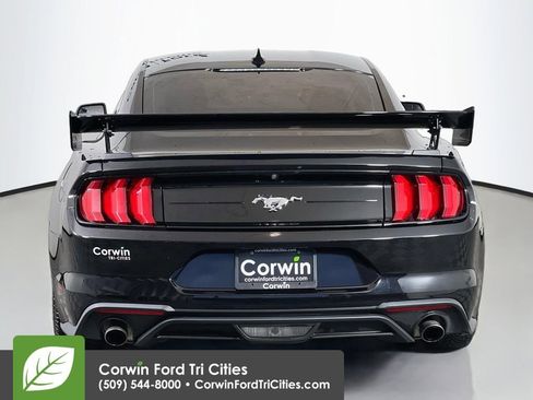 Used 2020 Ford Mustang Coupe image 13