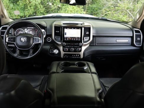 Used 2020 RAM 1500 Laramie AWD/4WD image 25