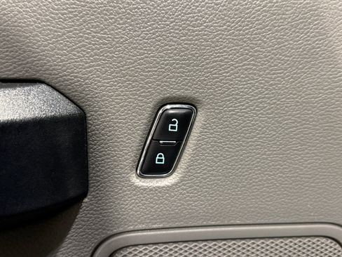 Used 2020 Ford F250 XL w/ Power Equipment Group image 27