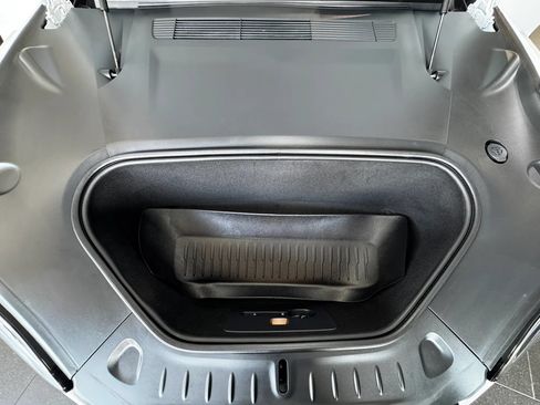 Used 2022 Tesla Model S Standard Range AWD/4WD image 46