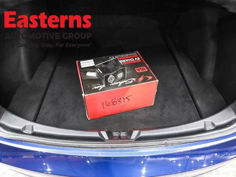 Used 2023 Tesla Model 3 Standard Range image 9