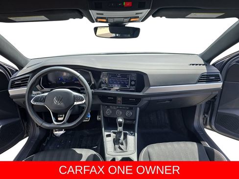 Used 2024 Volkswagen Jetta Sport FWD image 9