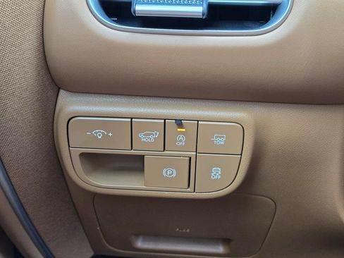 Certified 2026 Hyundai Palisade Calligraphy FWD image 23