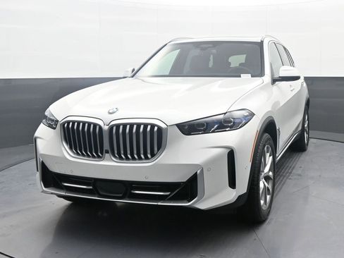 New 2026 BMW X5 xDrive40i AWD/4WD image 1