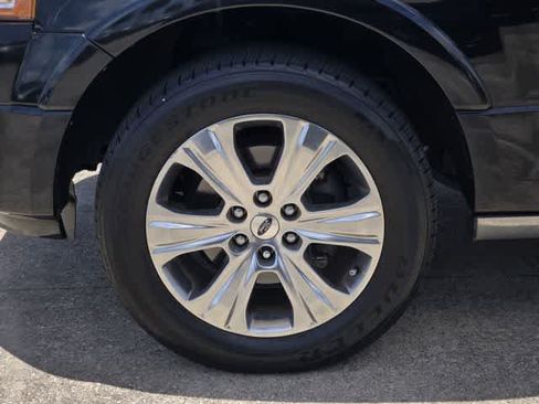 Used 2015 Ford Expedition EL Platinum RWD image 8
