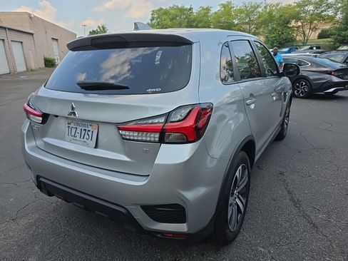 Used 2025 Mitsubishi Outlander Sport SE AWD/4WD image 9
