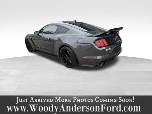 Used 2020 Ford Mustang Shelby GT350 w/ Technology Package image 5