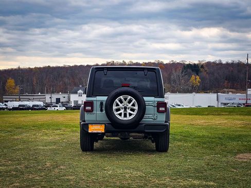 Certified 2023 Jeep Wrangler Sport S image 5