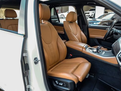 Used 2022 BMW X5 sDrive40i w/ M Sport Package image 36