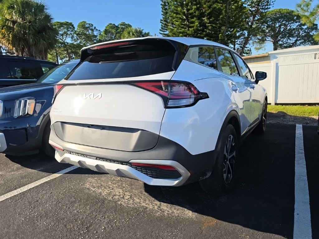 Used 2024 Kia Sportage EX FWD image 18