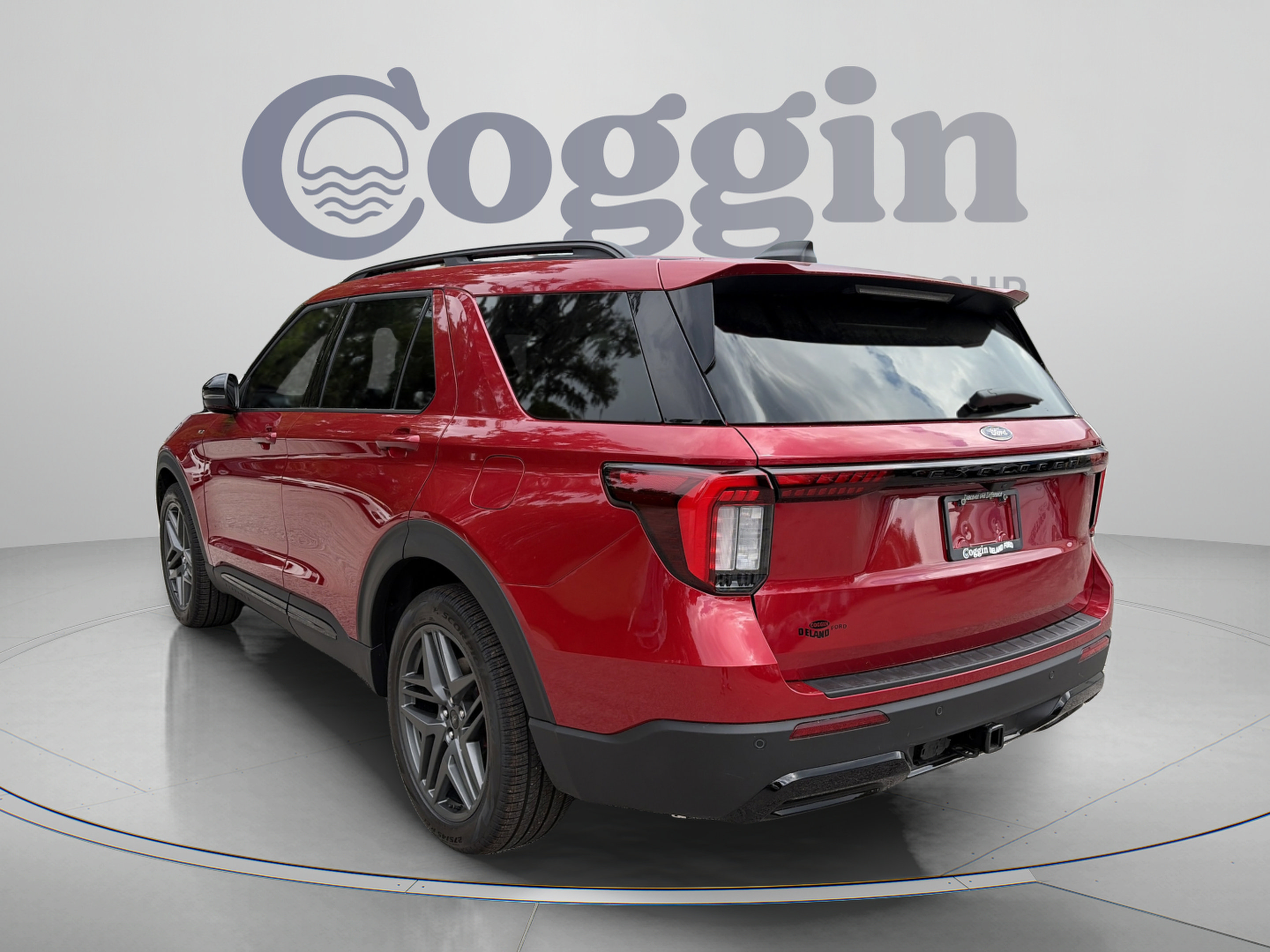 New 2026 Ford Explorer ST-Line w/ ST-Line Street Pack RWD image 3