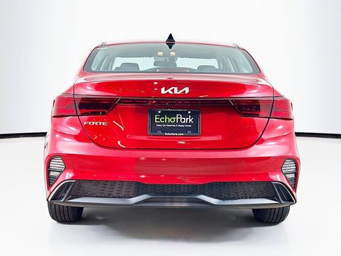 Used 2024 Kia Forte LXS FWD image 7